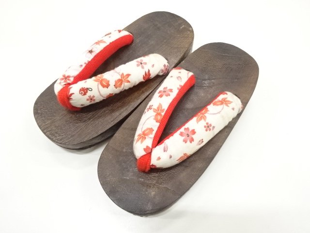 未使用品　焼桐子供用下駄(18センチ)